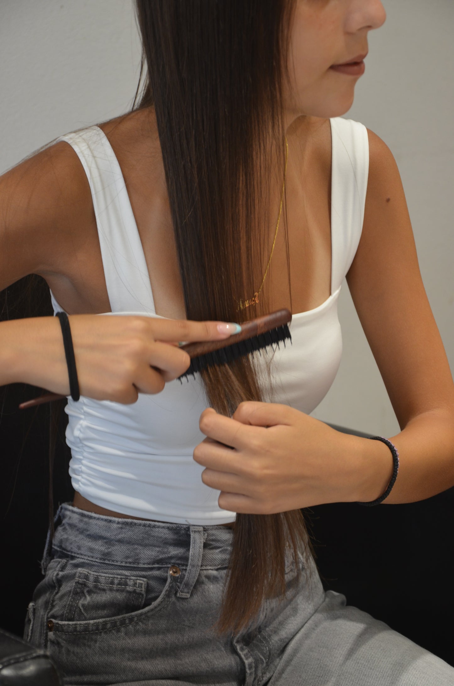 Volumizing & Sleek Styling Brush