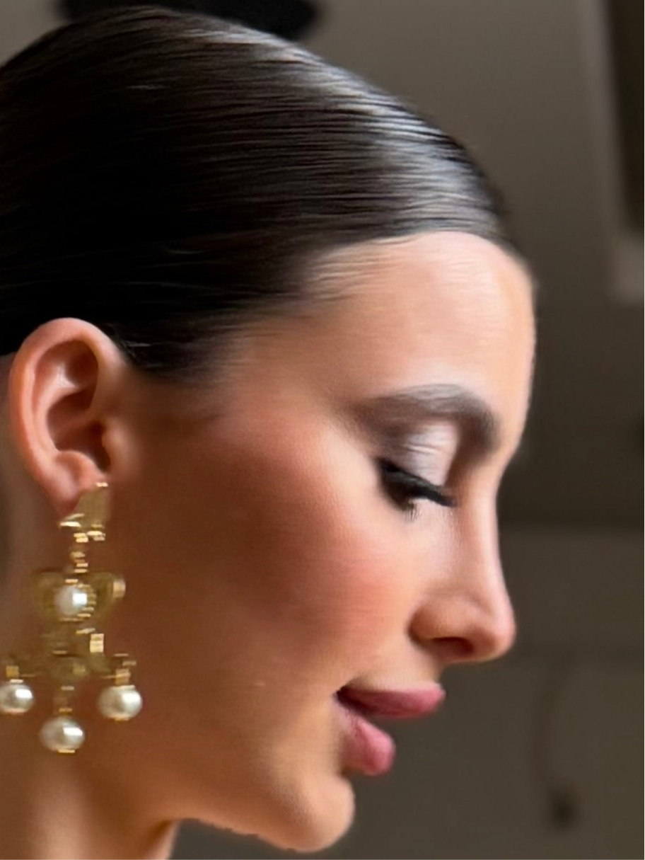 Miss K Sleek Wax Stick – Hold. Shine. No Residue.